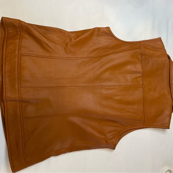 Boston Proper size 8 leather vest beautifully fitted. EUC. - Picture 3 of 6